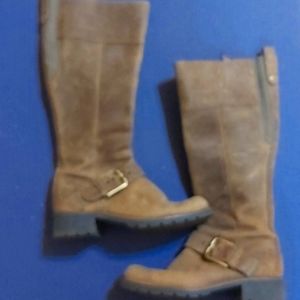 Size 6 Clark's boots